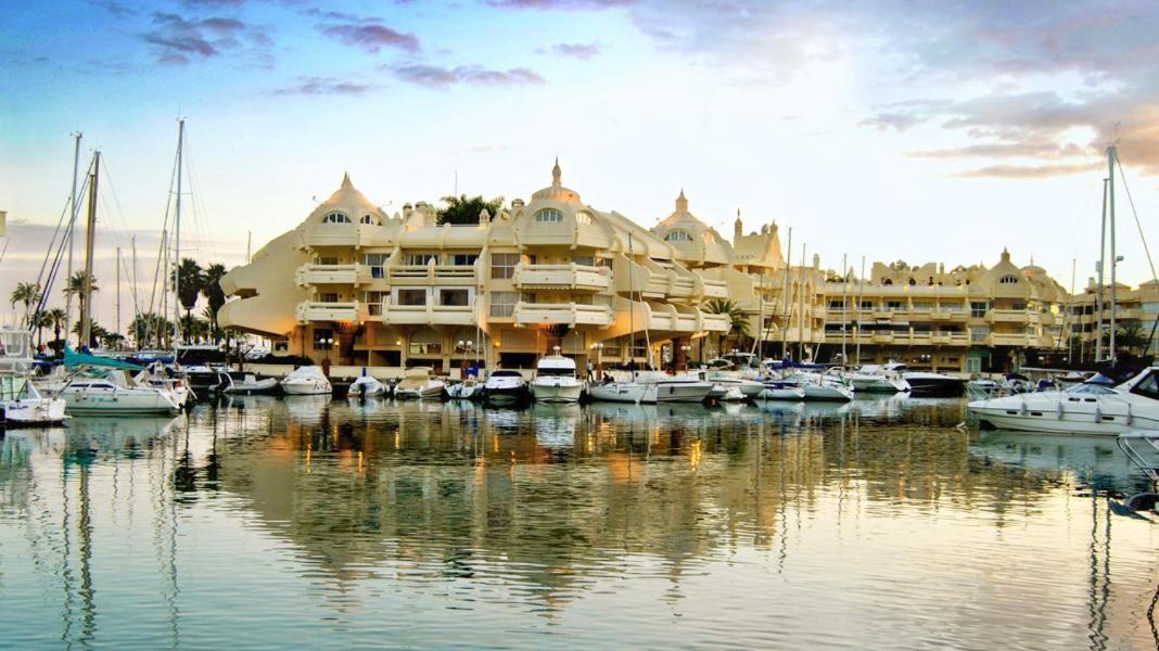 בנאלמדנה Puerto Marina Luxury Apartment With Sea Views מראה חיצוני תמונה