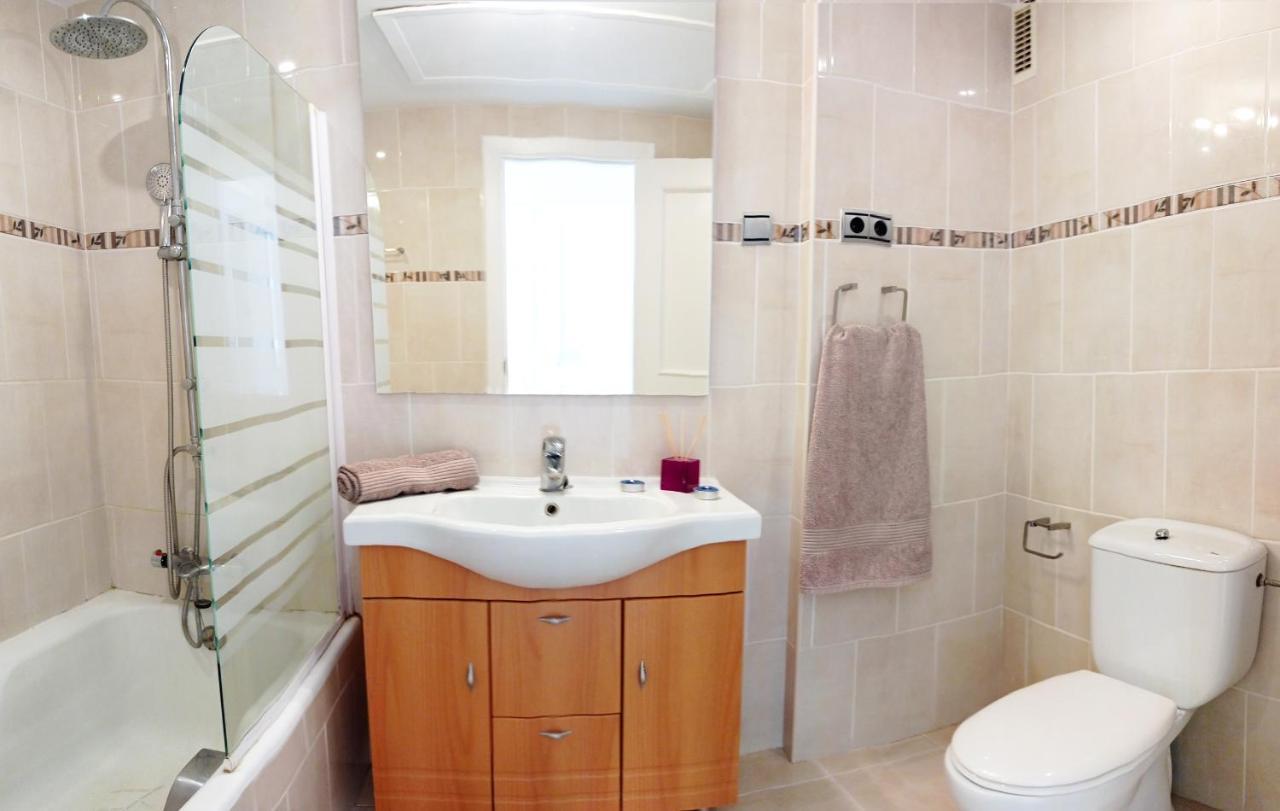 בנאלמדנה Puerto Marina Luxury Apartment With Sea Views מראה חיצוני תמונה