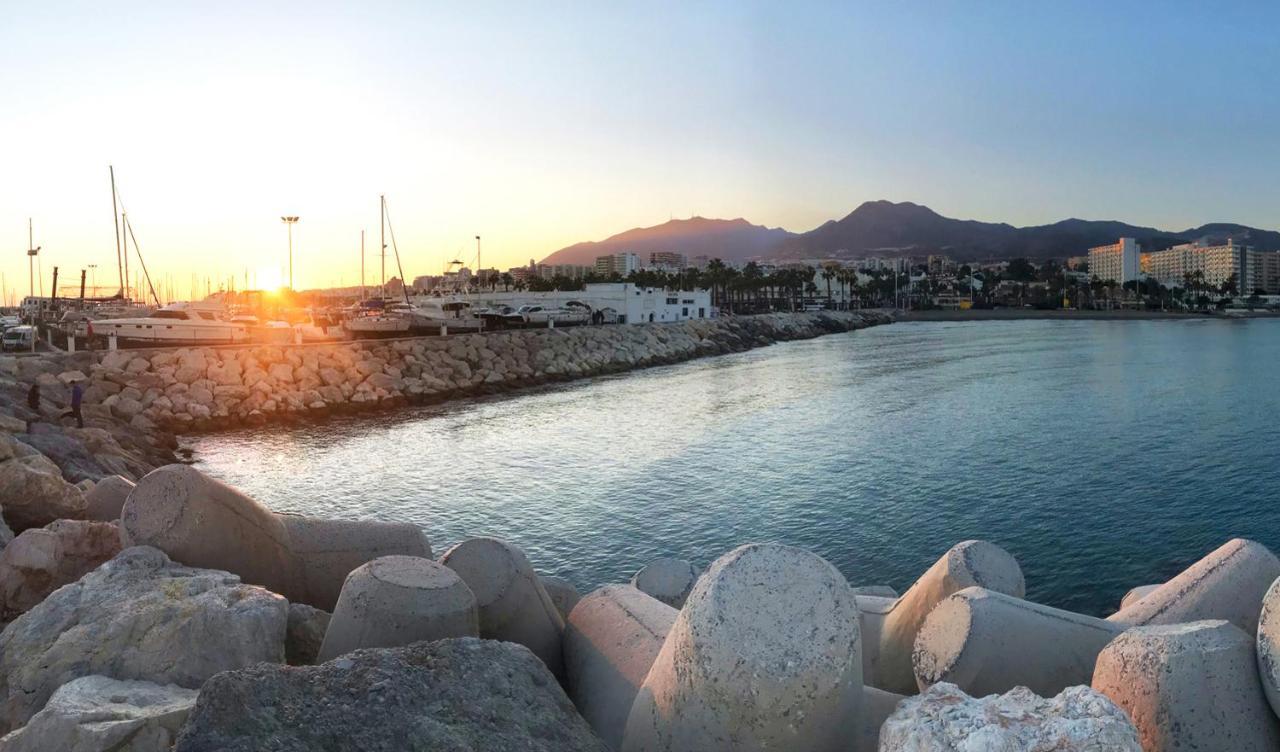 בנאלמדנה Puerto Marina Luxury Apartment With Sea Views מראה חיצוני תמונה