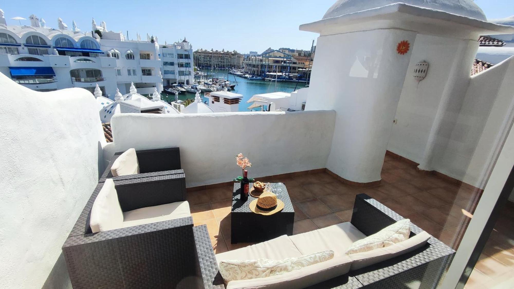 בנאלמדנה Puerto Marina Luxury Apartment With Sea Views מראה חיצוני תמונה